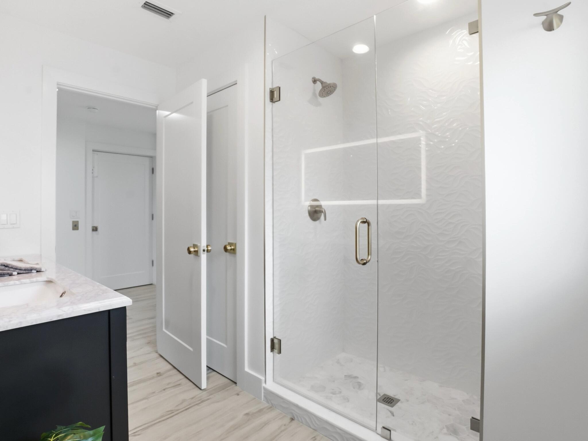 DESOTA RESIDENCES - Residential
