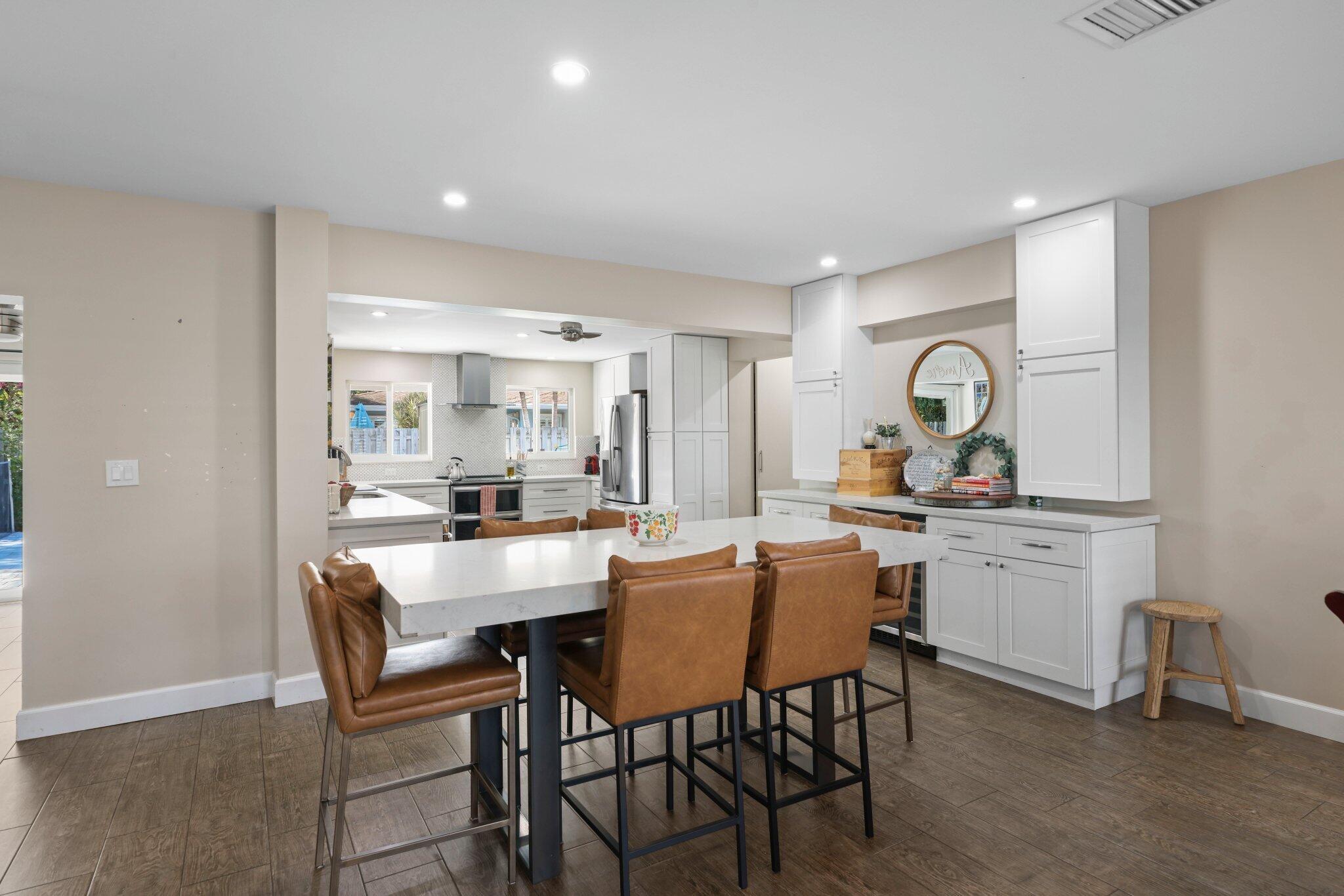 VENETIAN ISLES 3RD SEC - Residential
