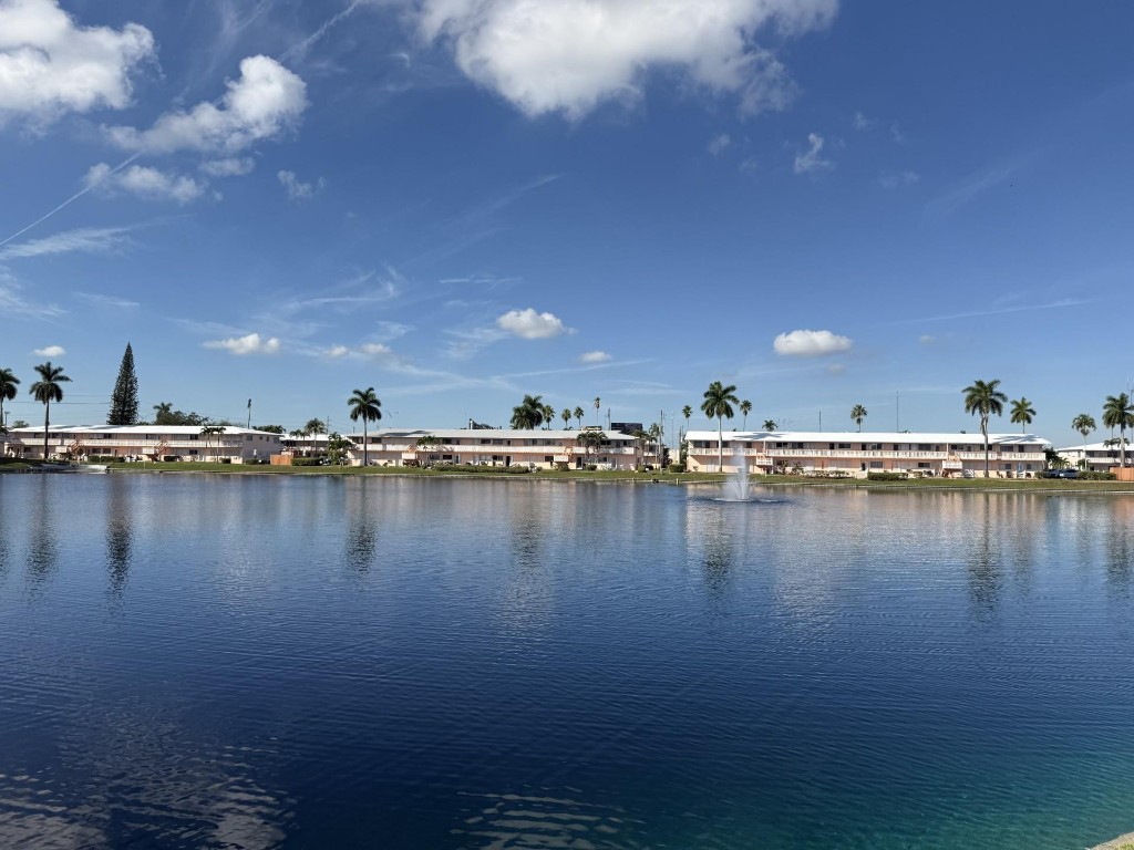 ROLEN LAKE - Residential
