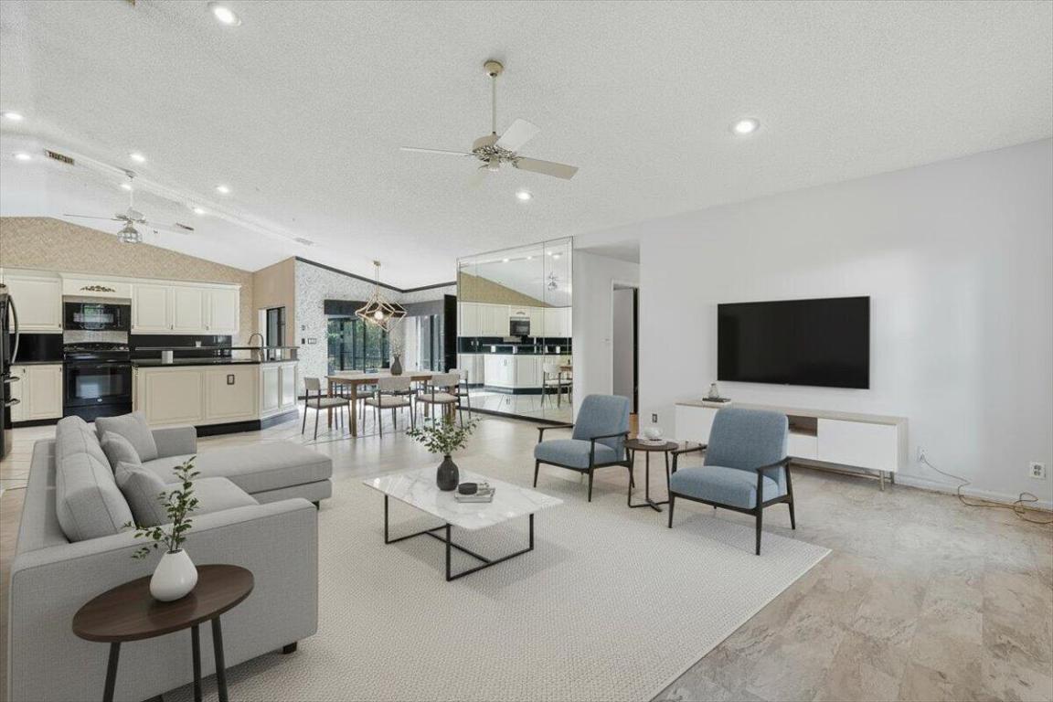PINE RIDGE - Residential
