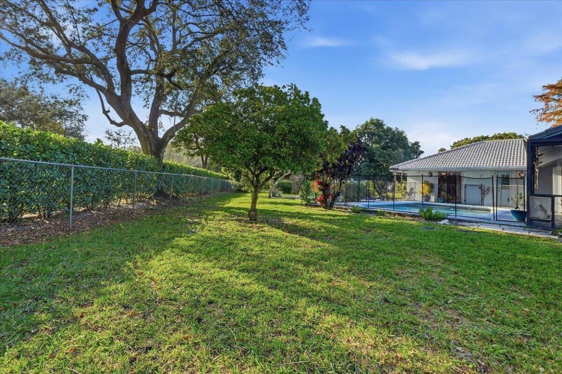 PINE RIDGE - Residential