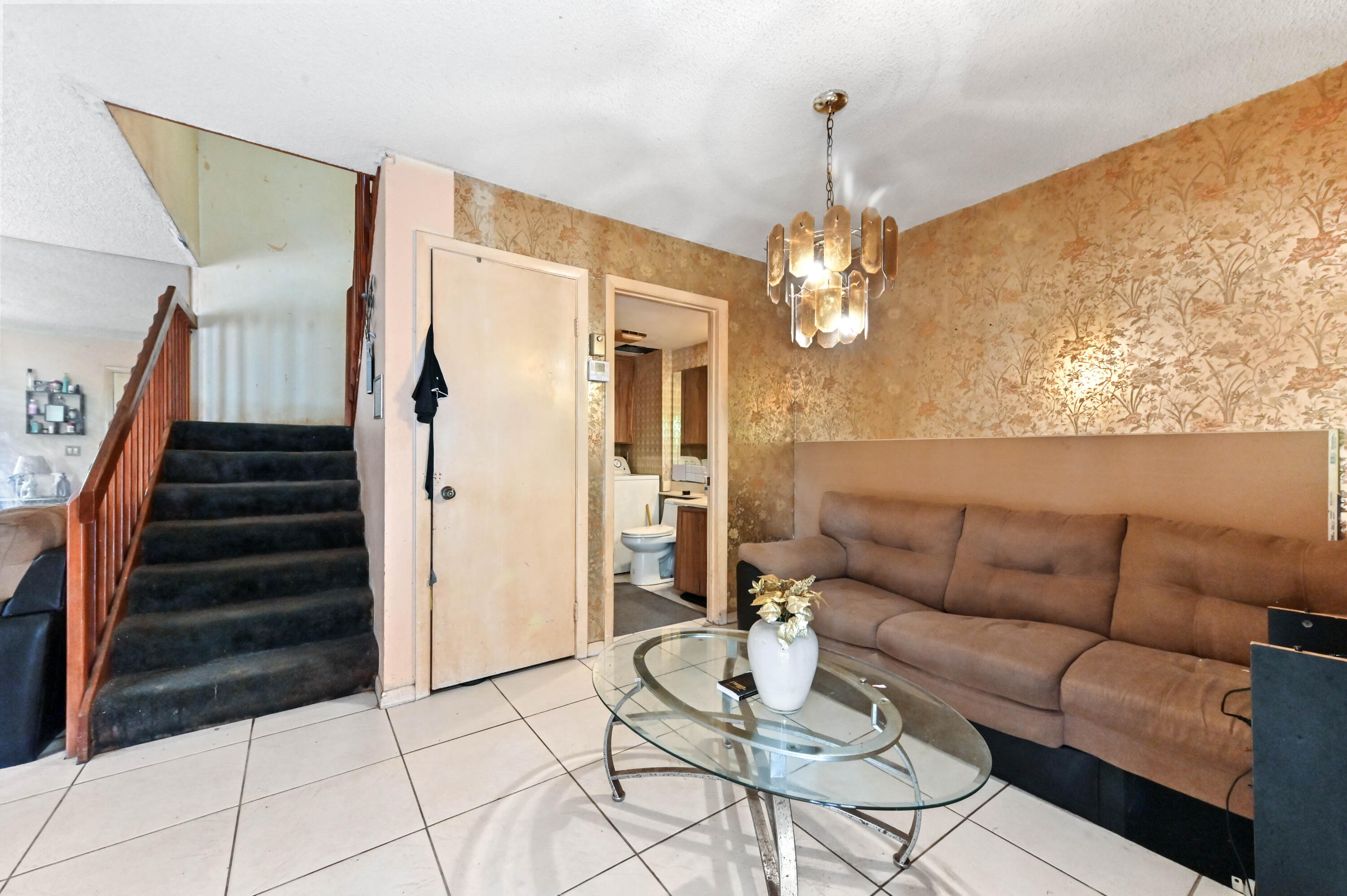 SHERWOOD LAKES - Residential