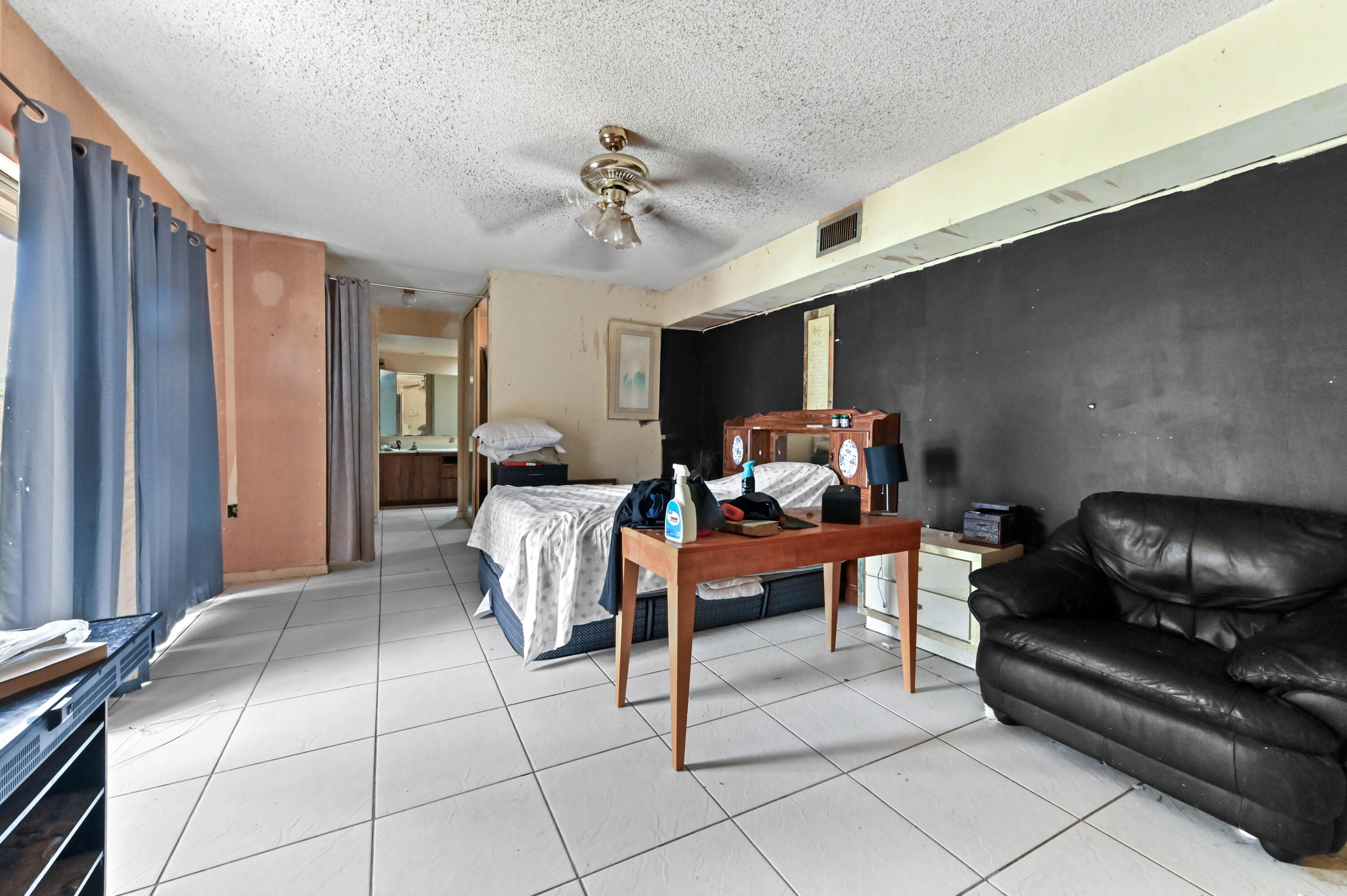 SHERWOOD LAKES - Residential