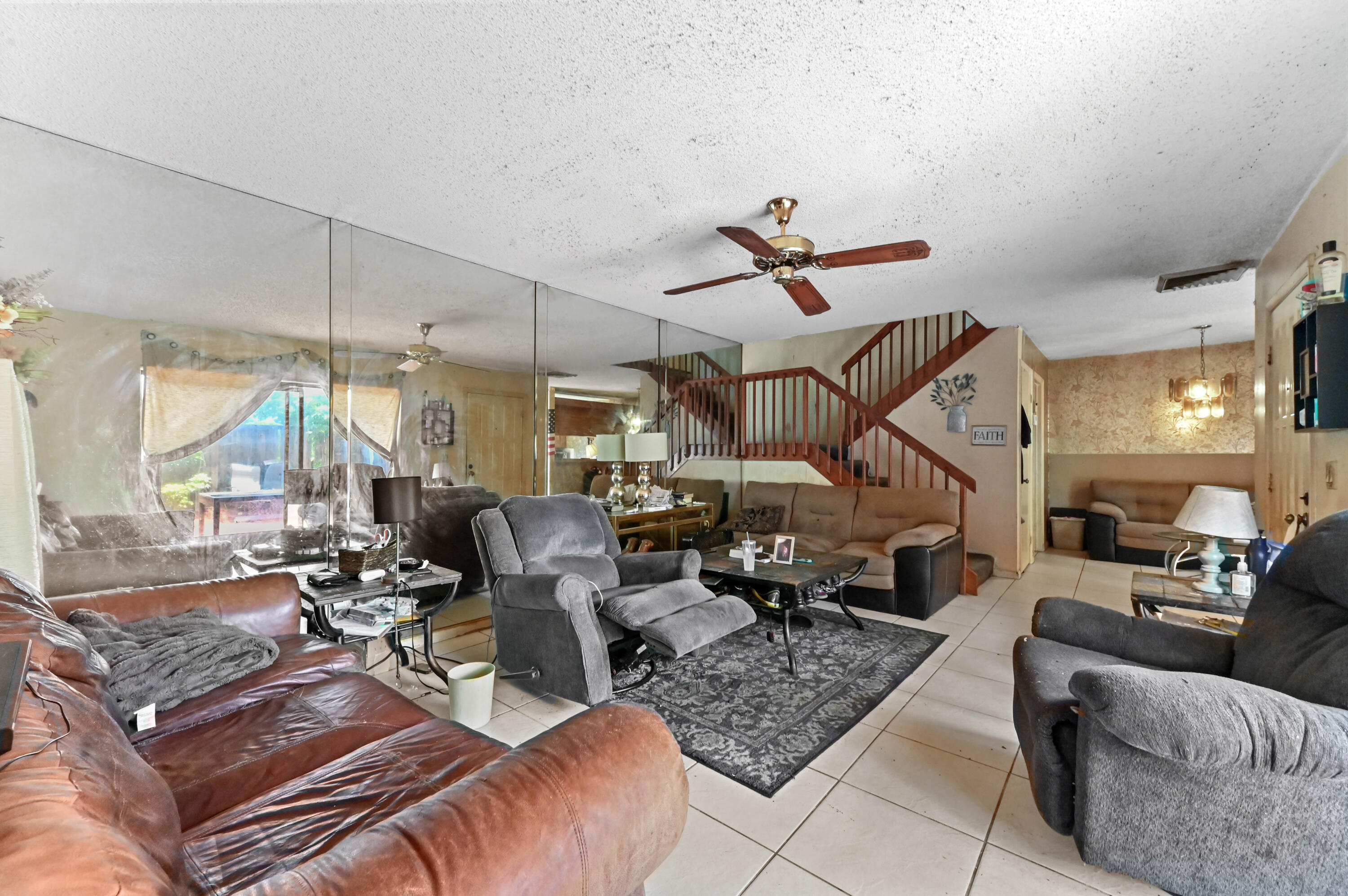 SHERWOOD LAKES - Residential