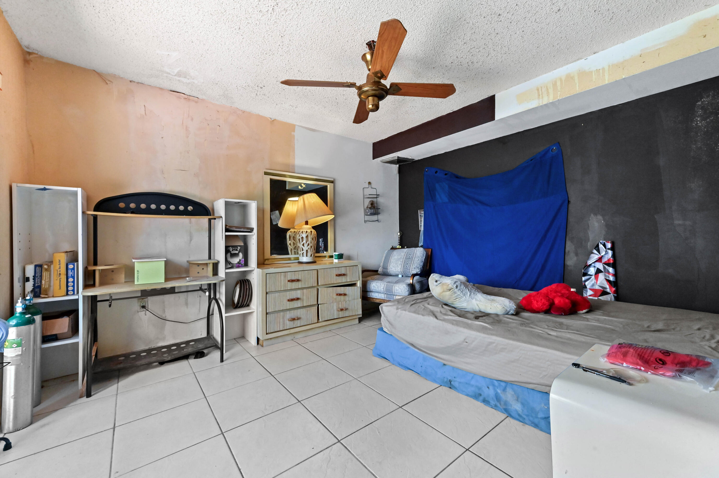 SHERWOOD LAKES - Residential