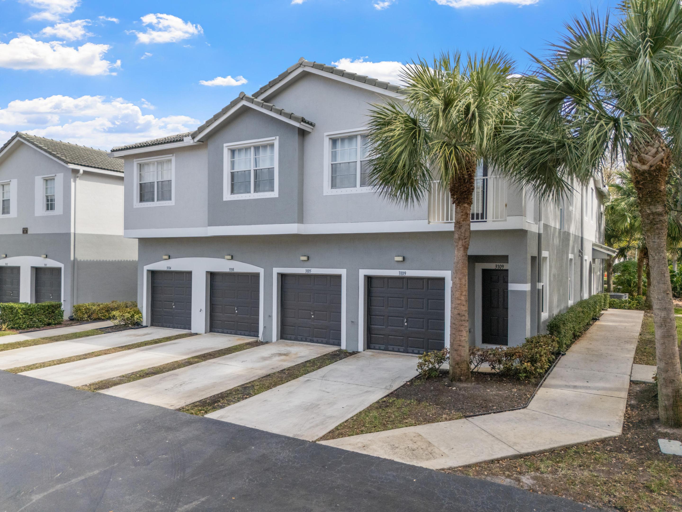 MAGNOLIA BAY CONDOMIMIUM - Residential