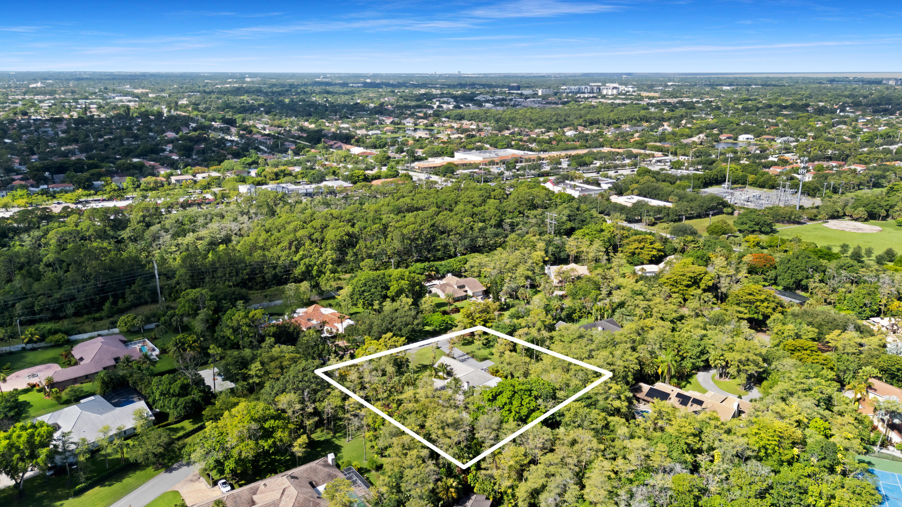 WHISPERING WOODS - Residential