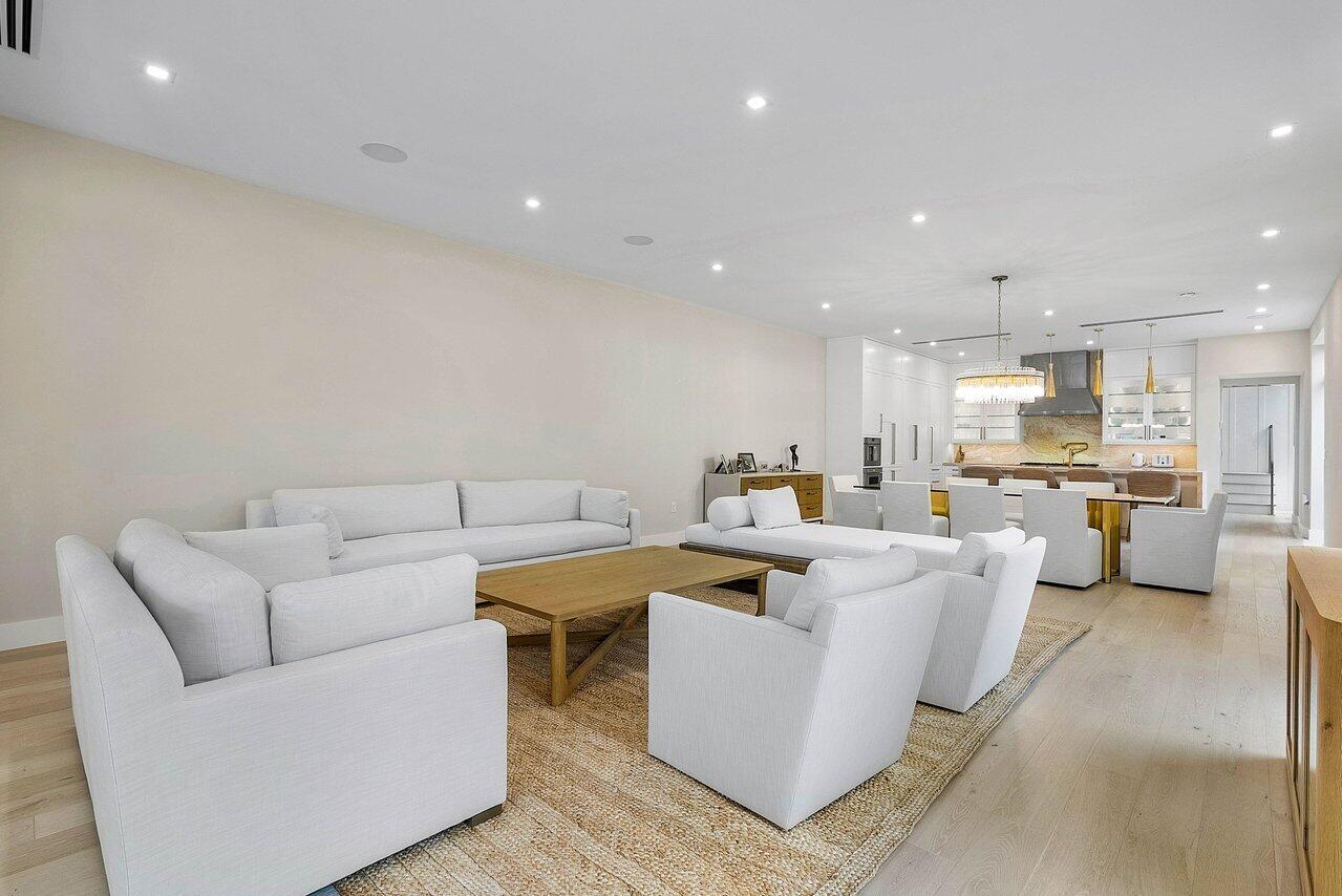 KENMONT IN - Residential