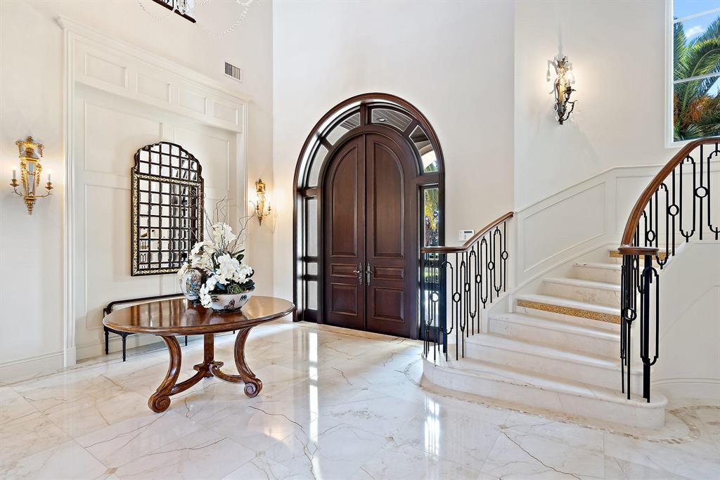 BEARS CLUB - Residential