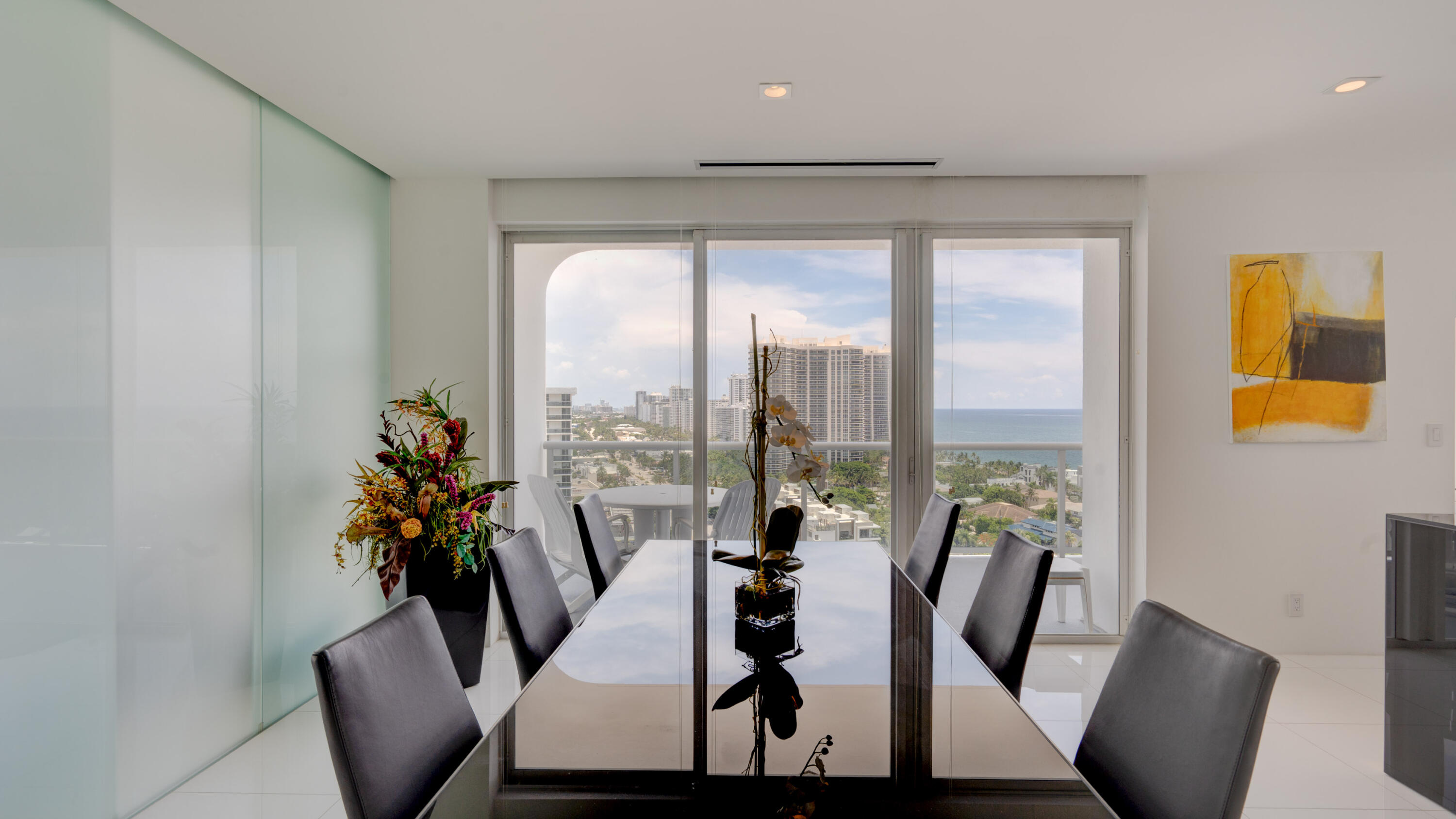 VANTAGE VIEW CONDO - Residential