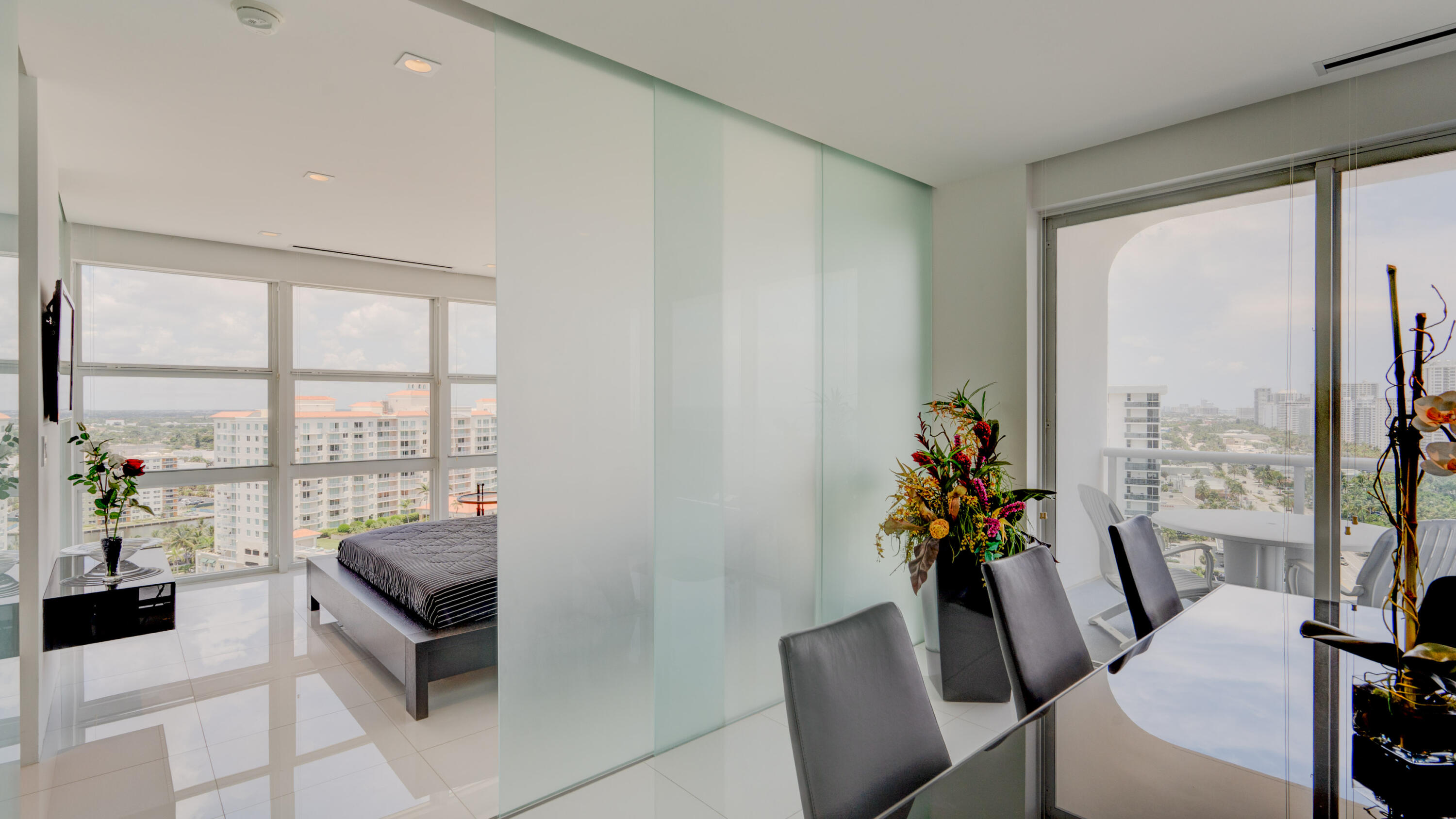 VANTAGE VIEW CONDO - Residential