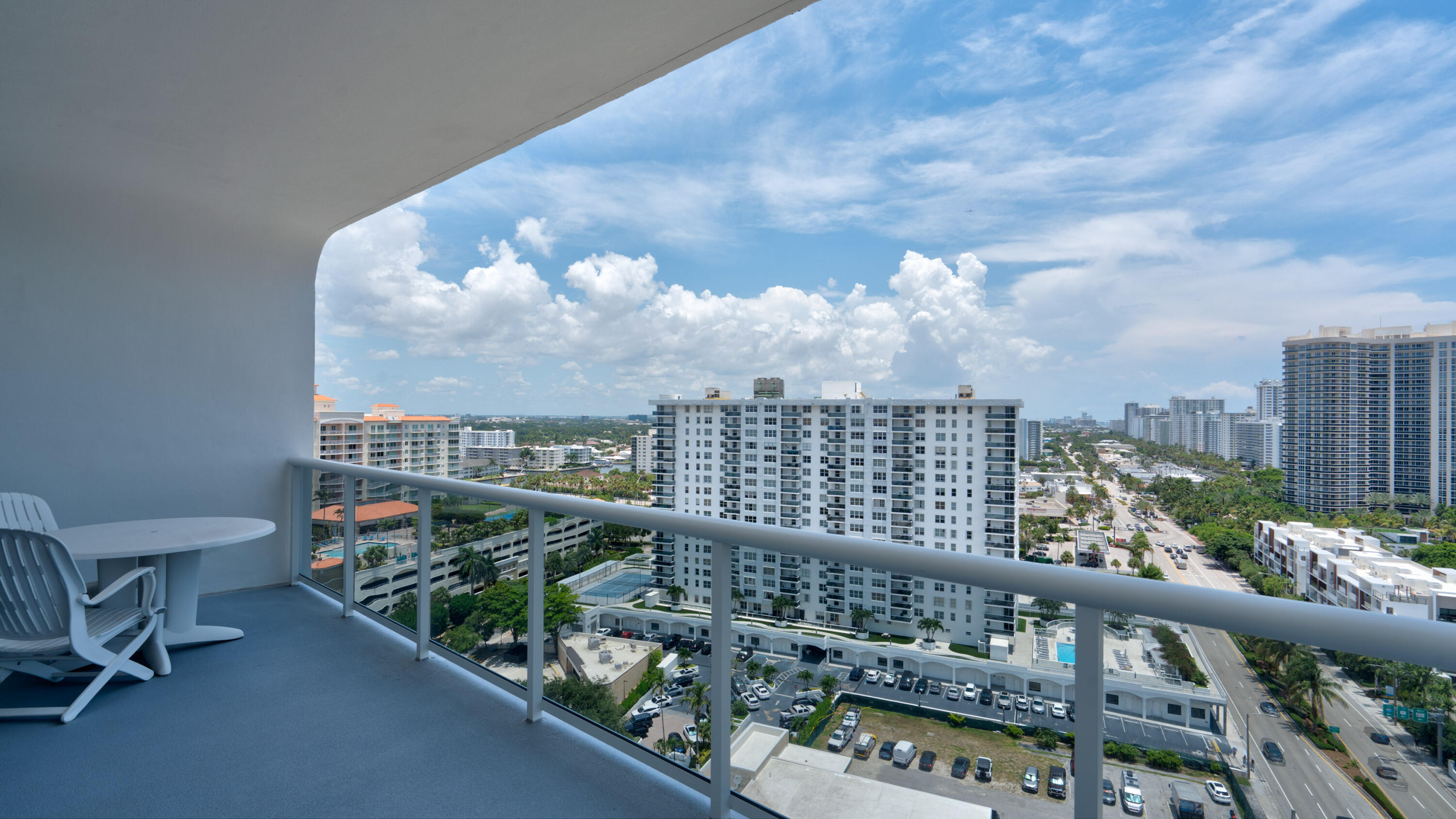 VANTAGE VIEW CONDO - Residential
