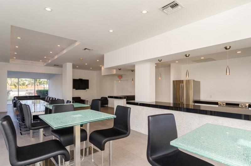 VANTAGE VIEW CONDO - Residential