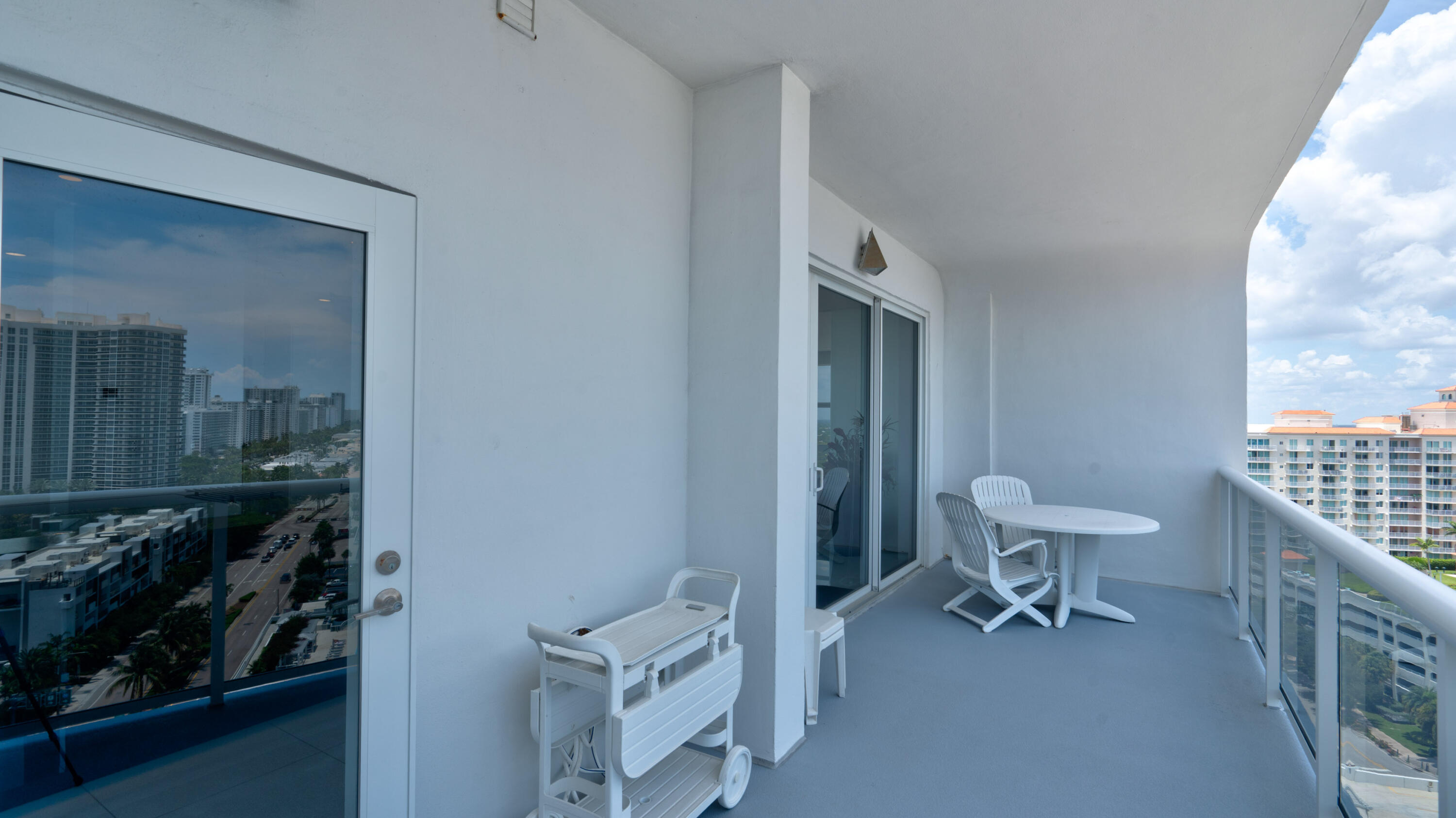 VANTAGE VIEW CONDO - Residential