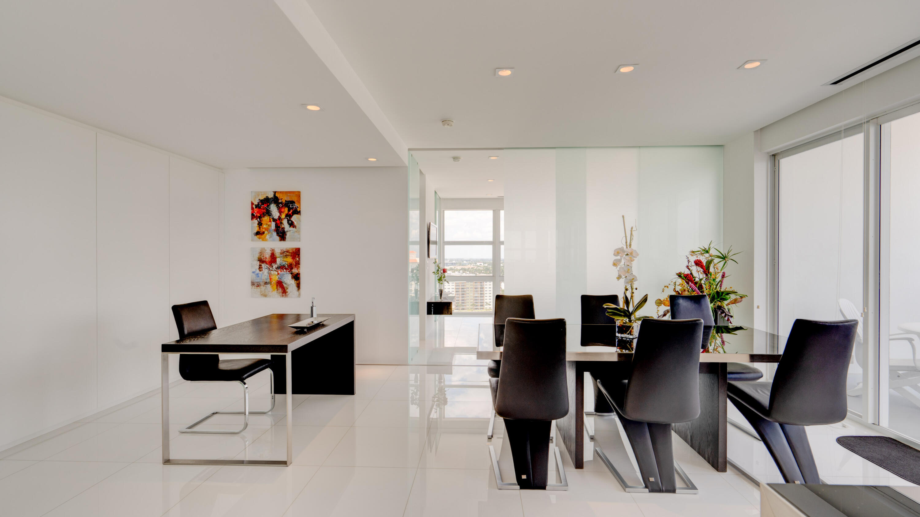 VANTAGE VIEW CONDO - Residential