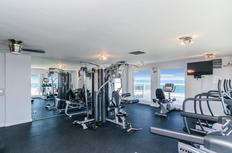 VANTAGE VIEW CONDO - Residential
