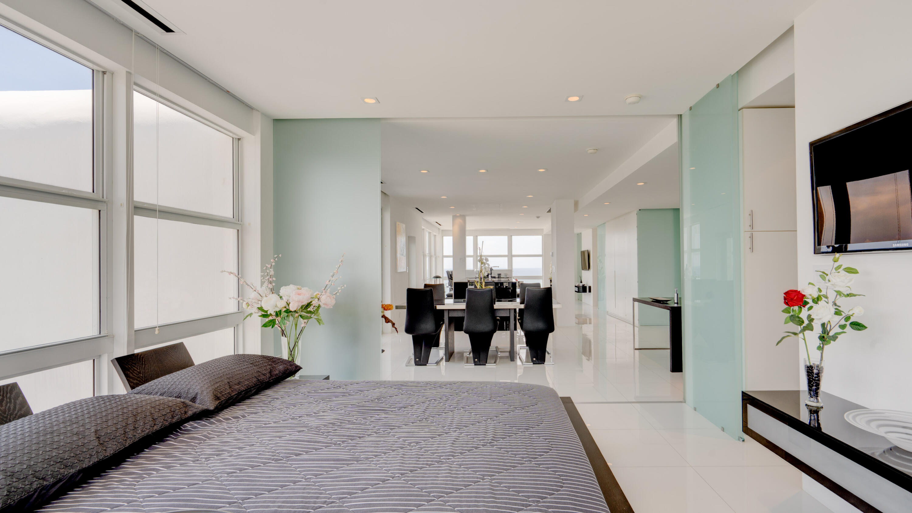 VANTAGE VIEW CONDO - Residential
