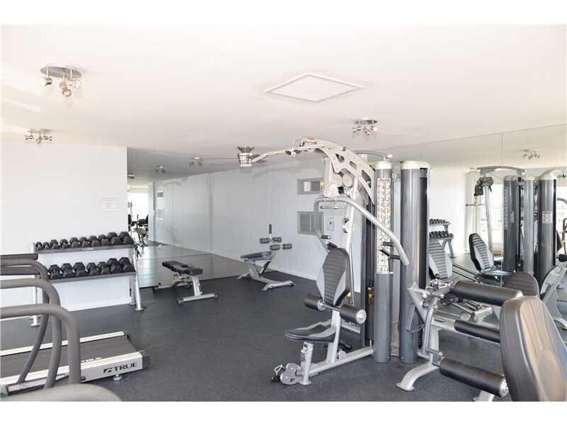 VANTAGE VIEW CONDO - Residential