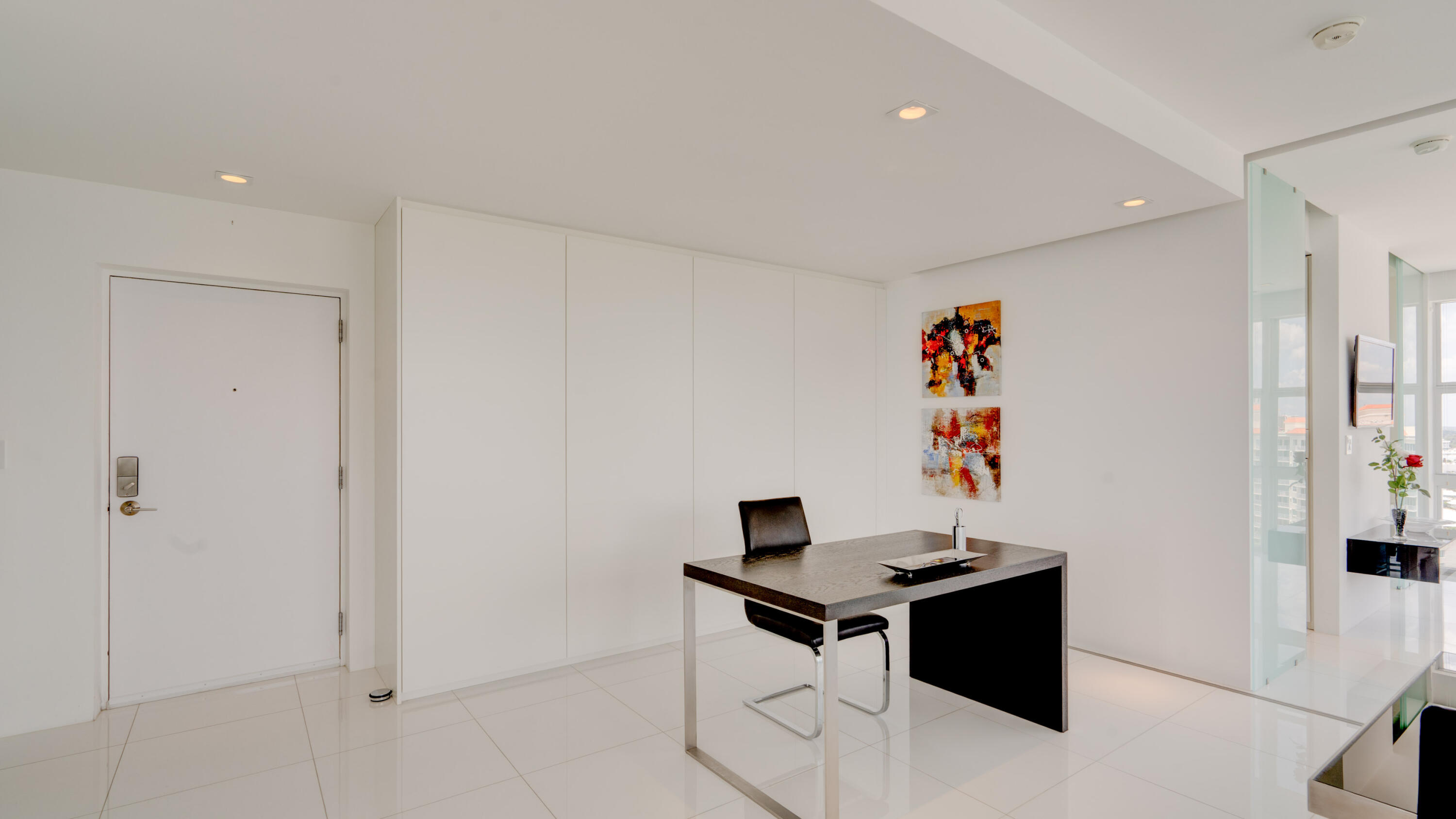 VANTAGE VIEW CONDO - Residential