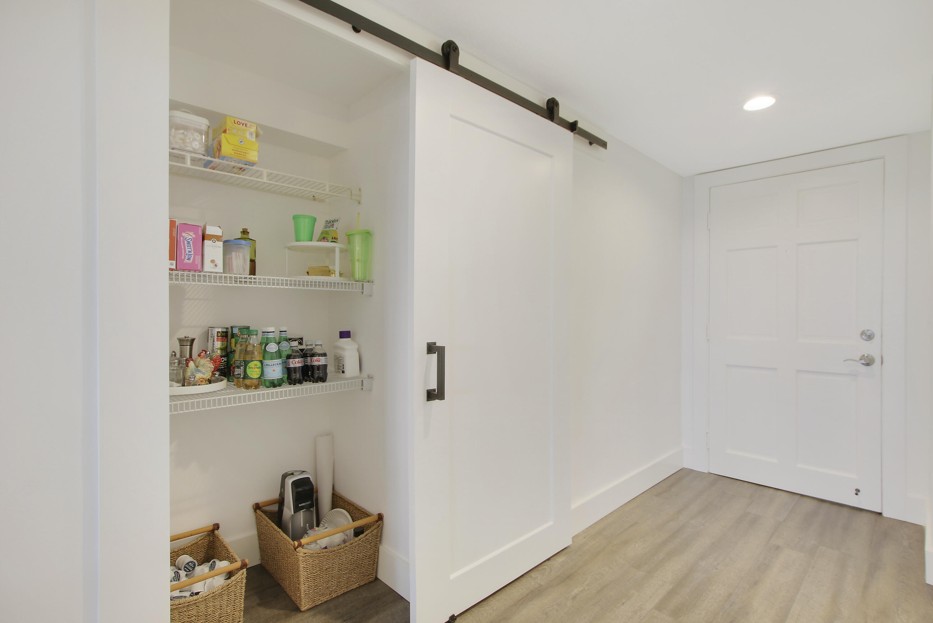 WATERWAY BEACH CONDOS - Residential Lease