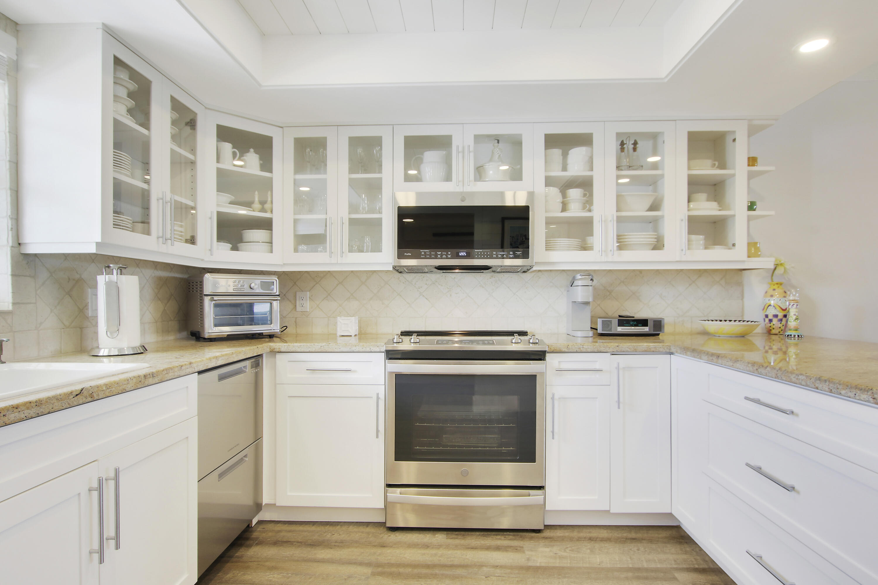 WATERWAY BEACH CONDOS - Residential Lease