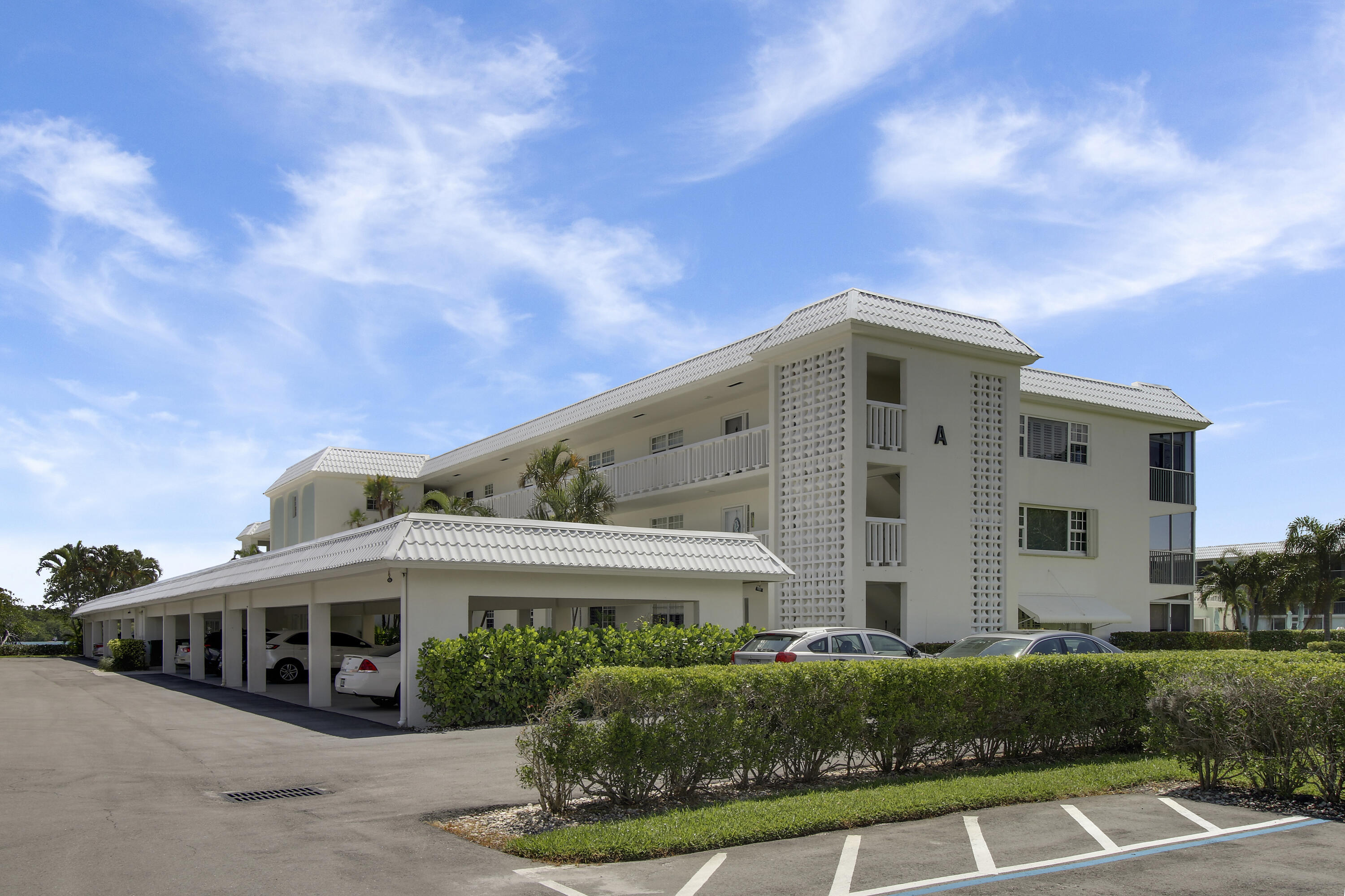 WATERWAY BEACH CONDOS - Residential Lease