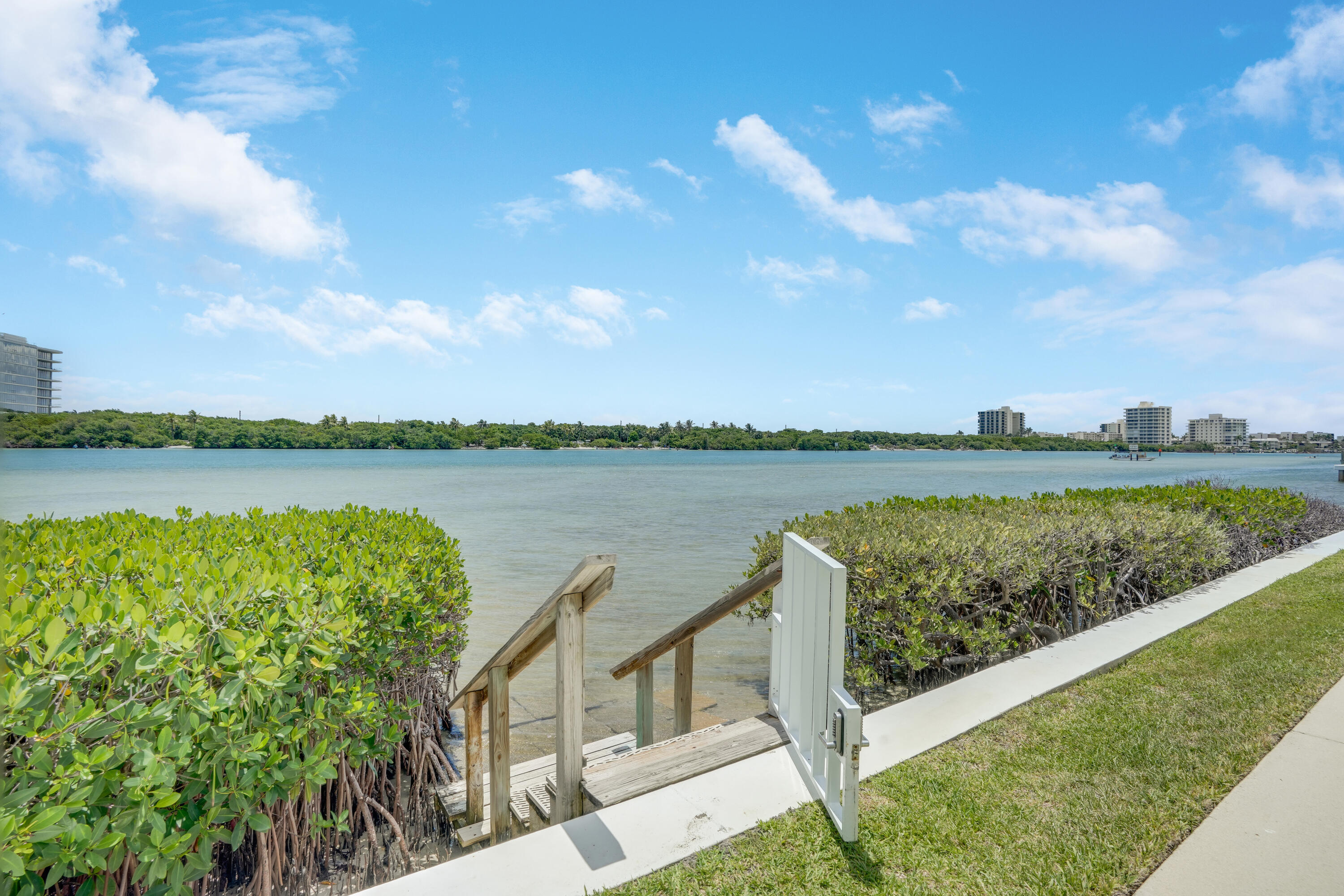 WATERWAY BEACH CONDOS - Residential Lease