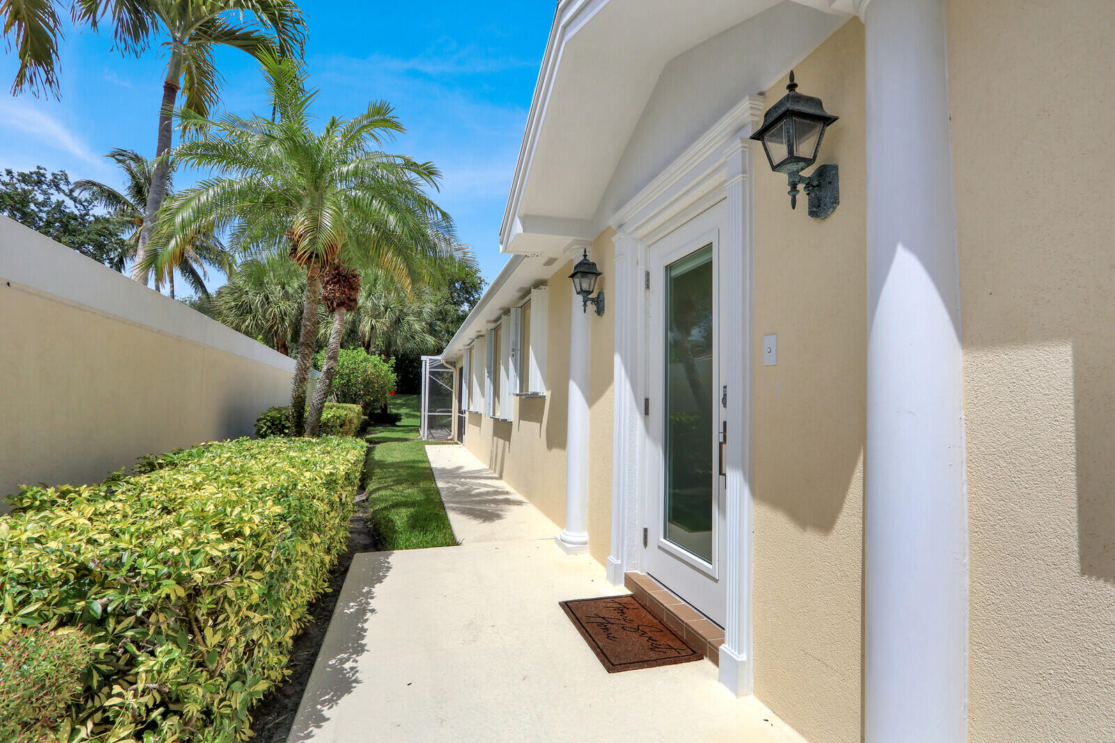 ISLES AT PALM BEACH GARDENS - Residential