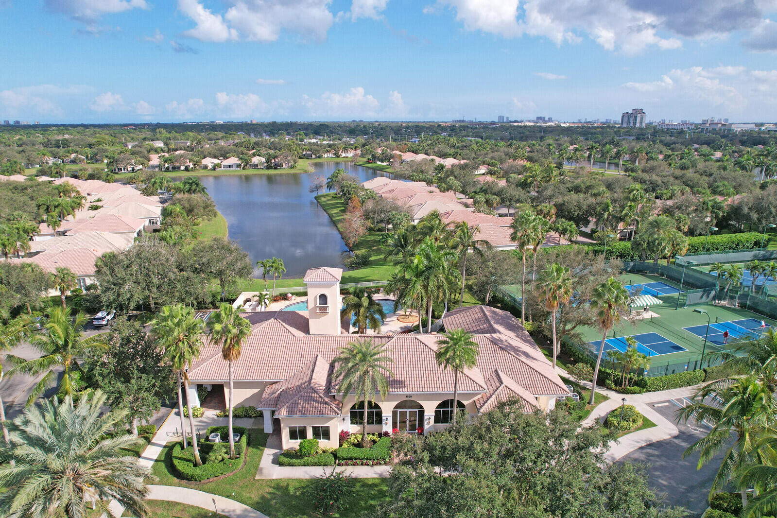 ISLES AT PALM BEACH GARDENS - Residential