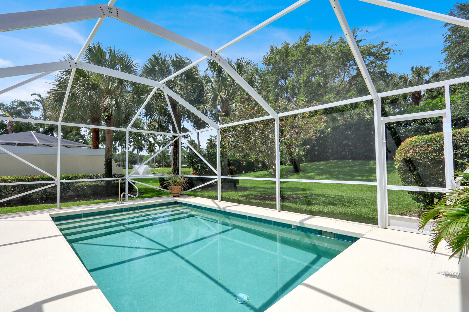 ISLES AT PALM BEACH GARDENS - Residential