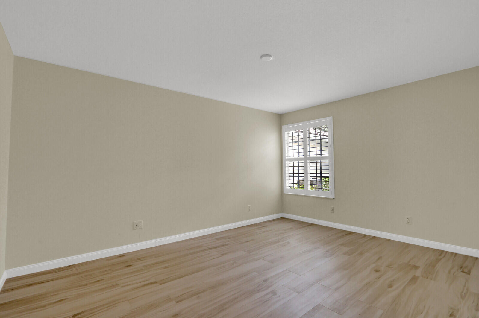 ISLES AT PALM BEACH GARDENS - Residential