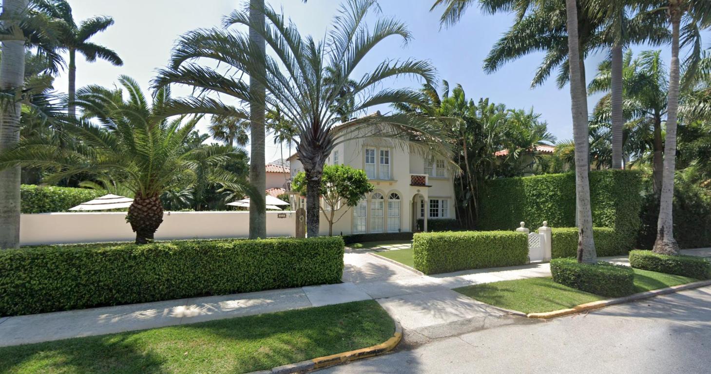 Move in Ready!! This meticulously restored 1926 Charmer with an abundance of original architectural details and high ceilings has 3 bedrooms/3.5 baths, with a charming 1 bedroom/1 bath guest cottage over the two car garage. Rooms look out onto a beautiful resort style pool area with lush landscaping perfect setting for casual or formal outdoor entertaining. 

The renovation features hurricane impact windows, open white chef's kitchen, new bathrooms, wide plank floors, a cypress family room, all surrounding the pool and gardens.

Only minutes away is deeded beach access near schools, Palm Beach Recreation Center and tennis and Four Art Center. Enjoy living on this lovely quiet street close to all Palm Beach has to offer.