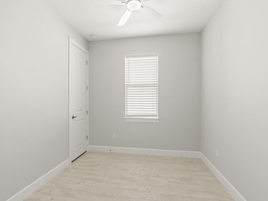 HARBOR ISLE PHASE 1 - Residential Lease