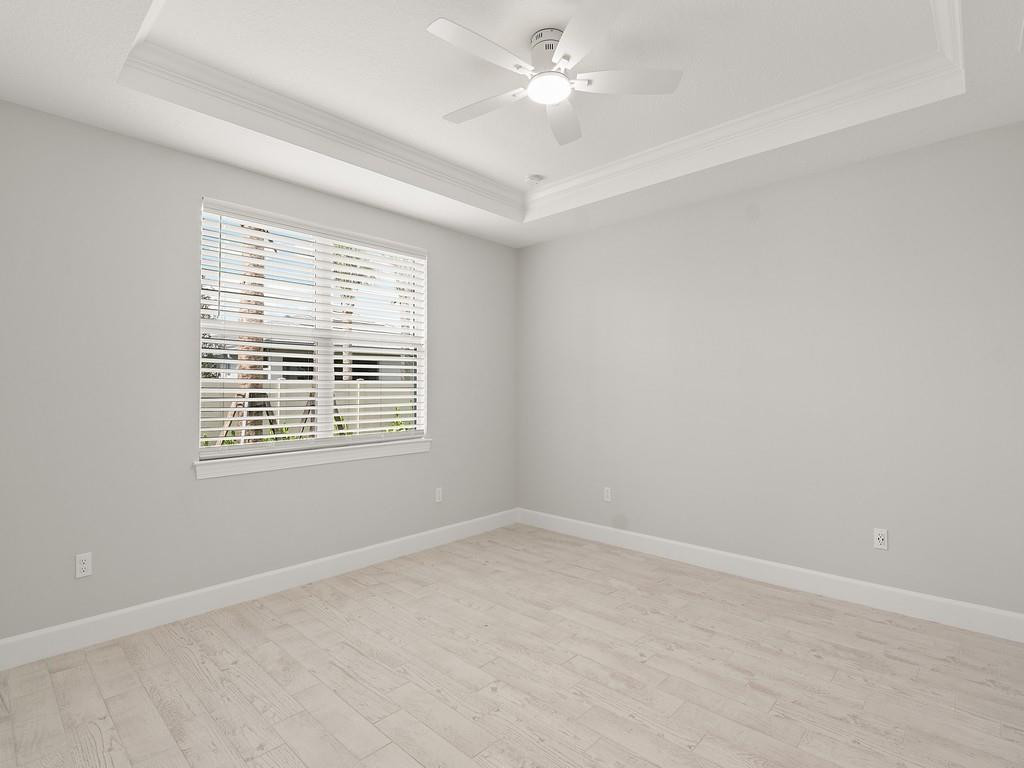 HARBOR ISLE PHASE 1 - Residential Lease