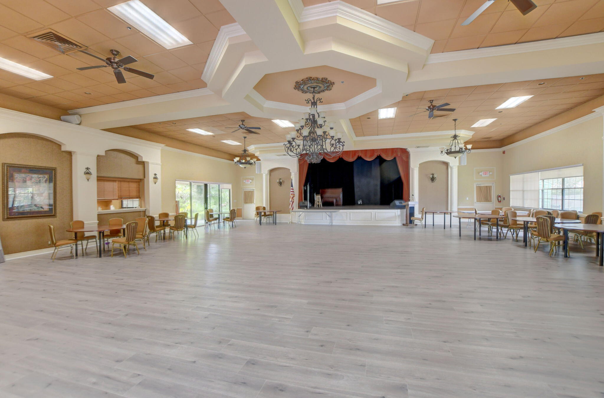 PALM CHASE CONDO - Residential