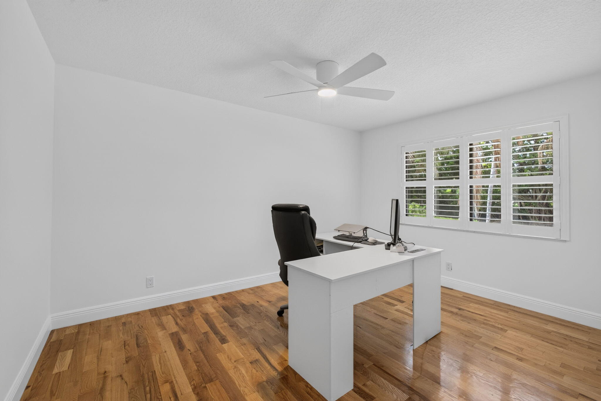 EASTPOINTE COUNTRY CLUB 6 - Residential