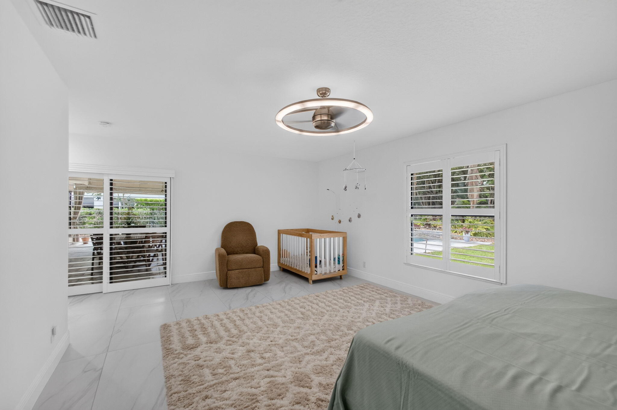 EASTPOINTE COUNTRY CLUB 6 - Residential