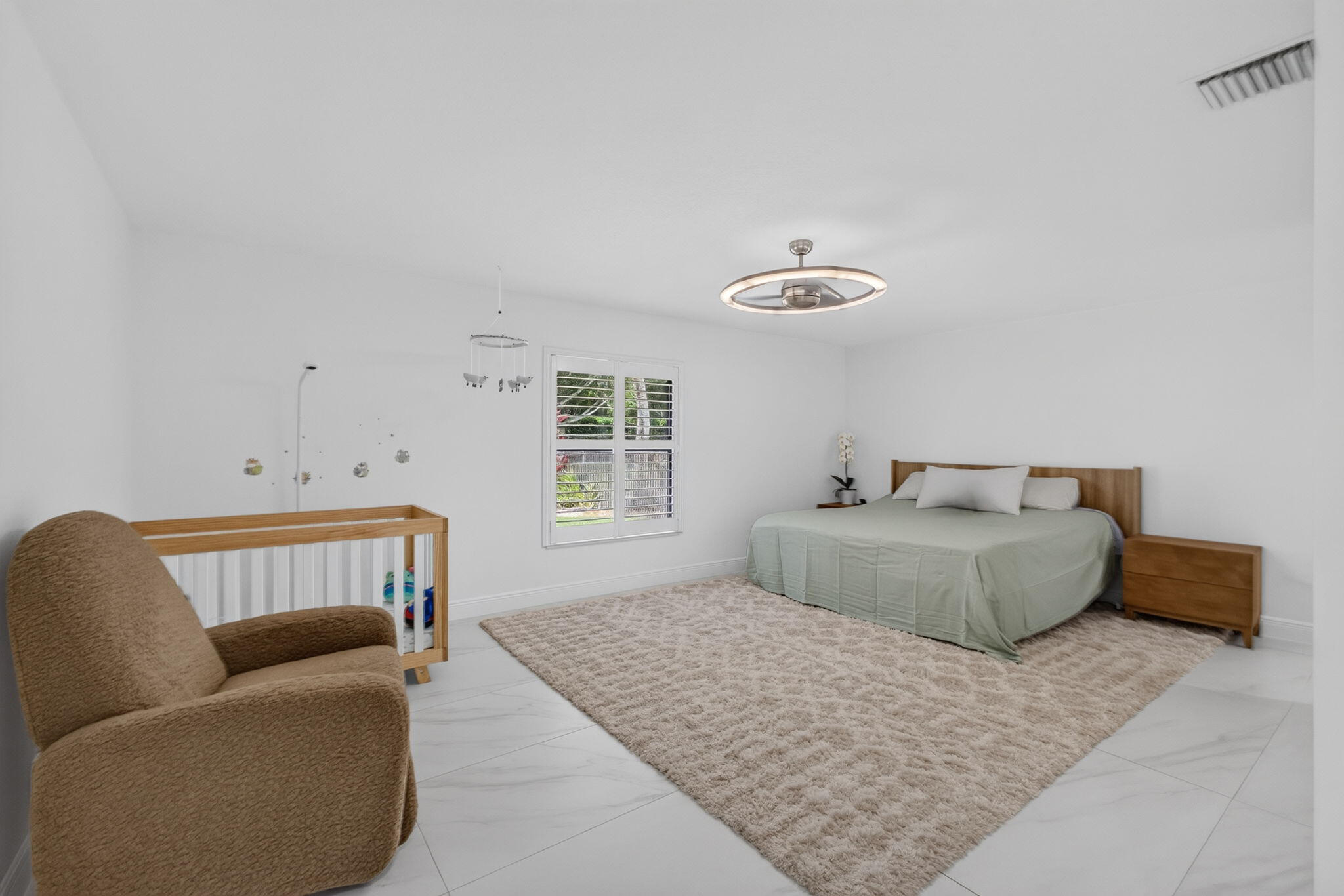 EASTPOINTE COUNTRY CLUB 6 - Residential