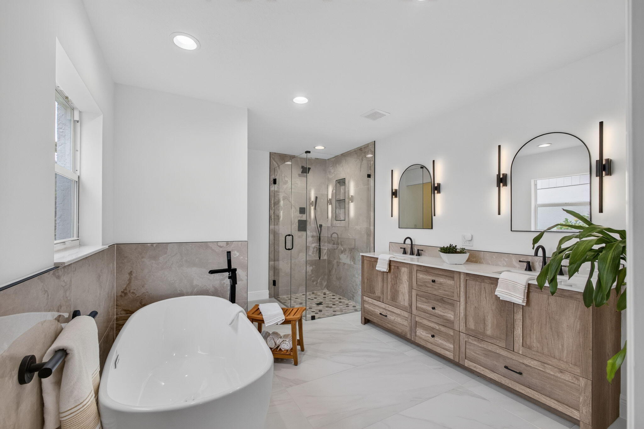 EASTPOINTE COUNTRY CLUB 6 - Residential