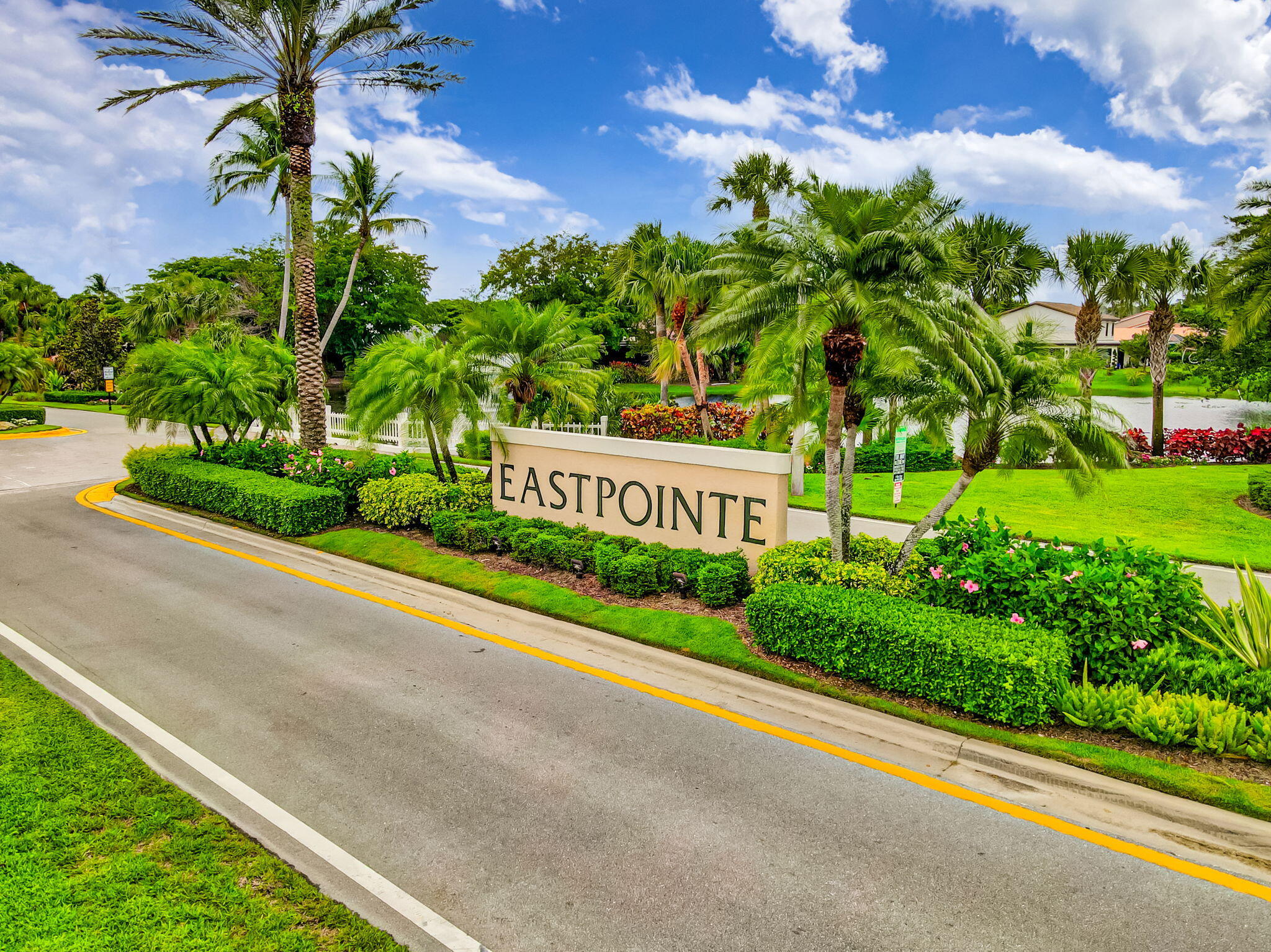 EASTPOINTE COUNTRY CLUB 6 - Residential