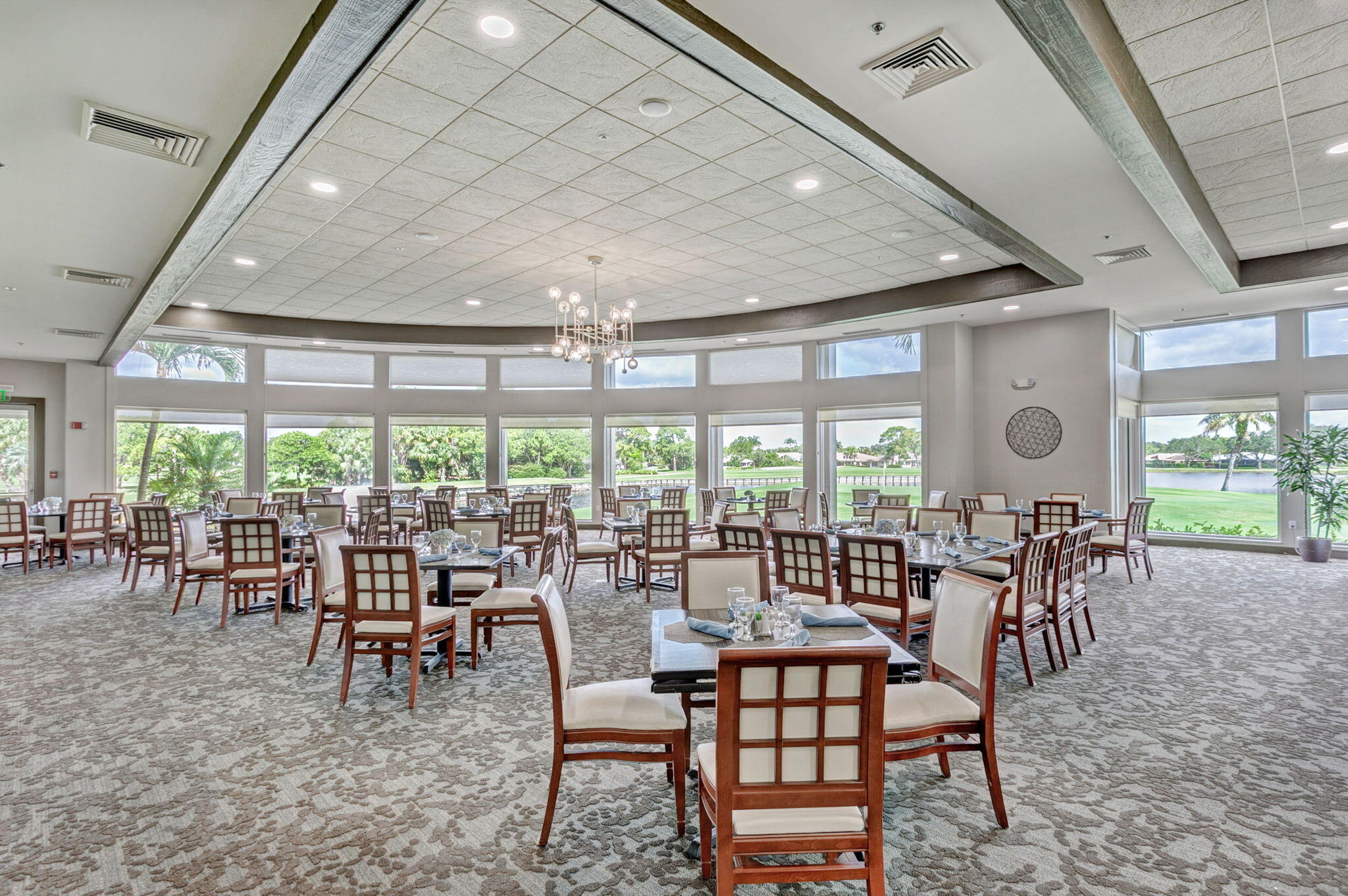 EASTPOINTE COUNTRY CLUB 6 - Residential