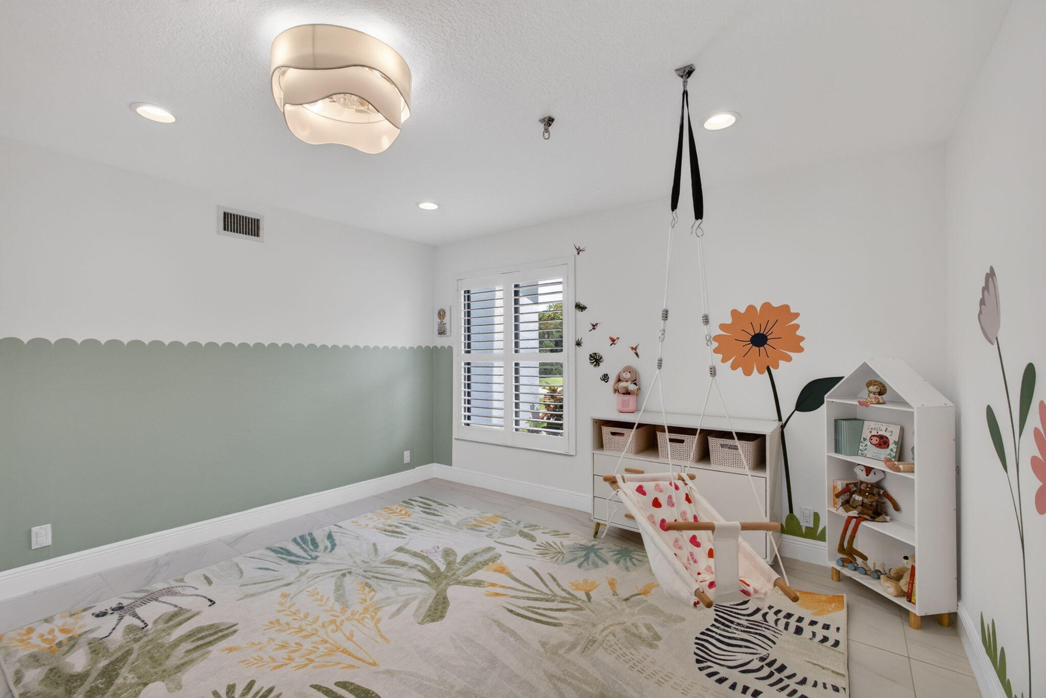 EASTPOINTE COUNTRY CLUB 6 - Residential