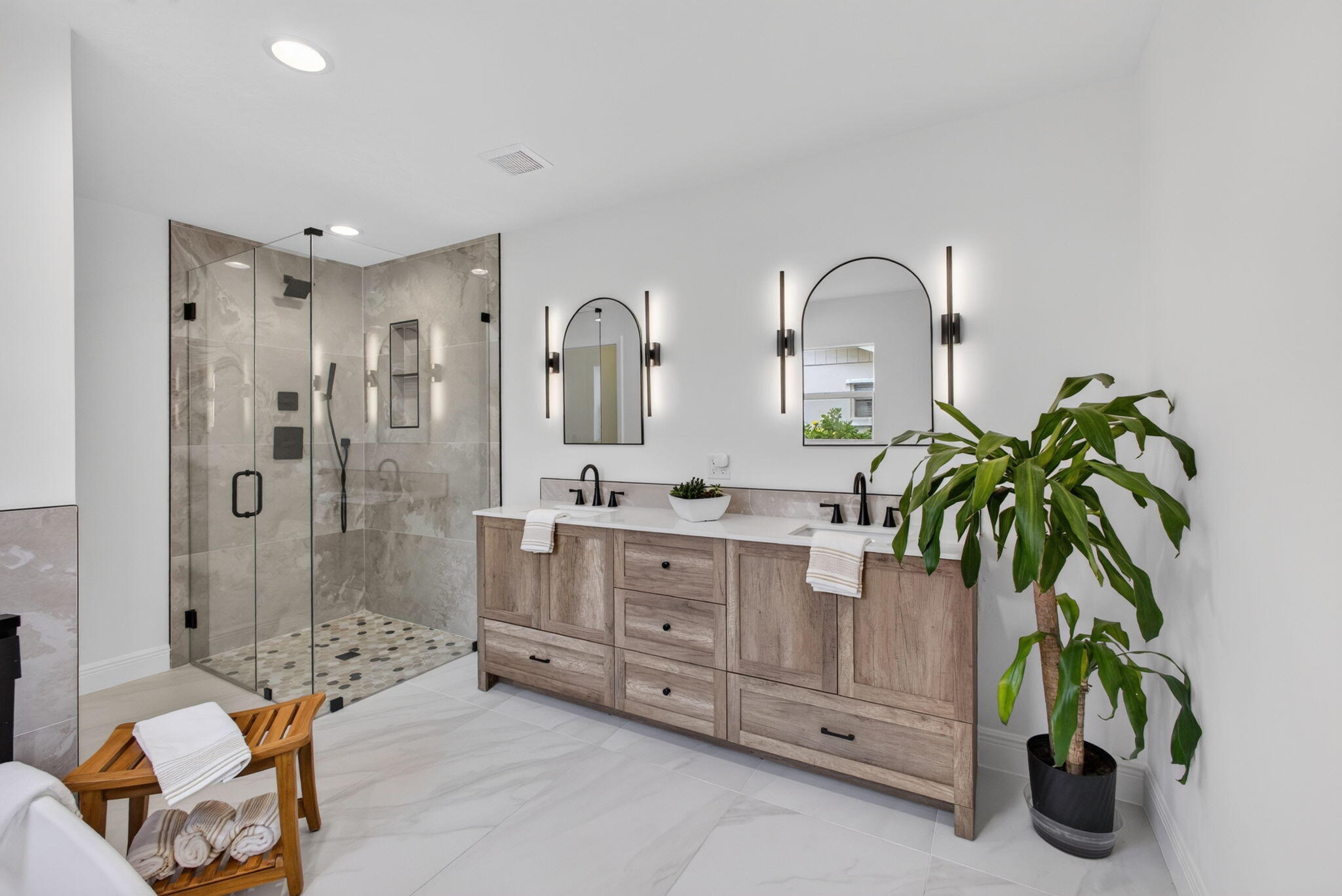 EASTPOINTE COUNTRY CLUB 6 - Residential