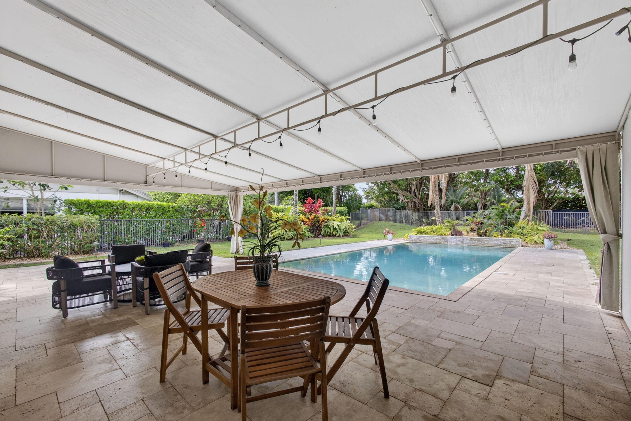 EASTPOINTE COUNTRY CLUB 6 - Residential