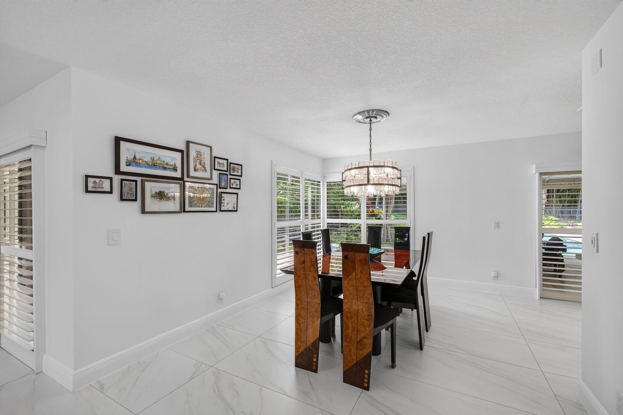 EASTPOINTE COUNTRY CLUB 6 - Residential