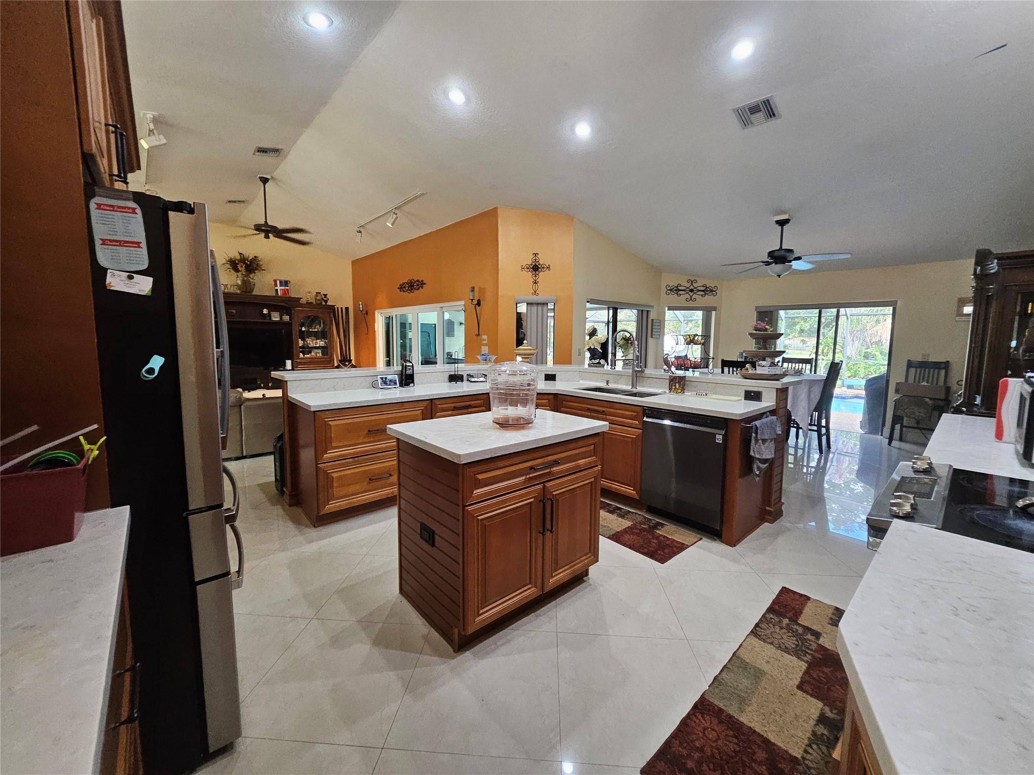 CYPRESS GLEN - Residential