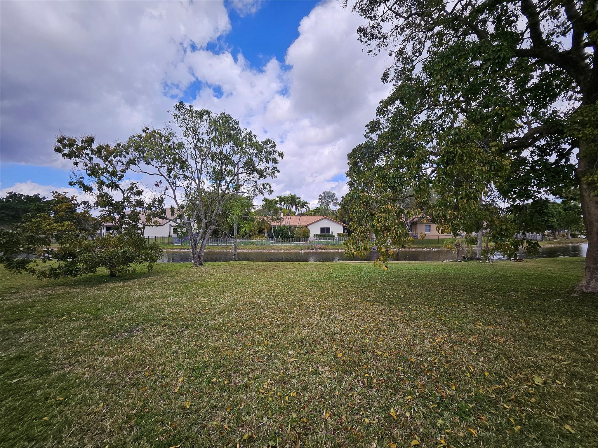 CYPRESS GLEN - Residential