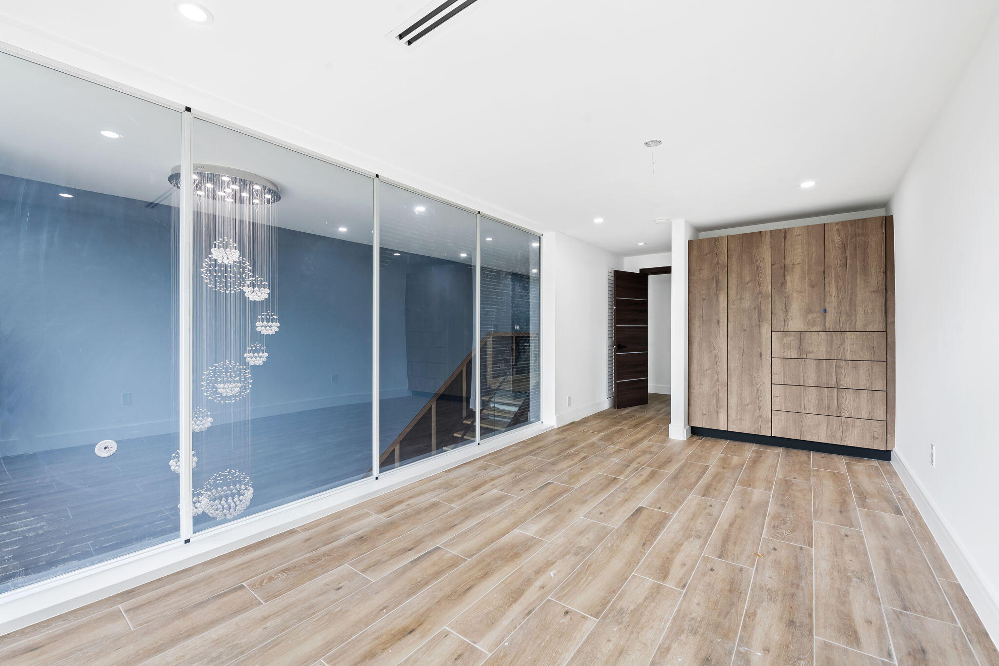 VICTORIA ISLES - Residential