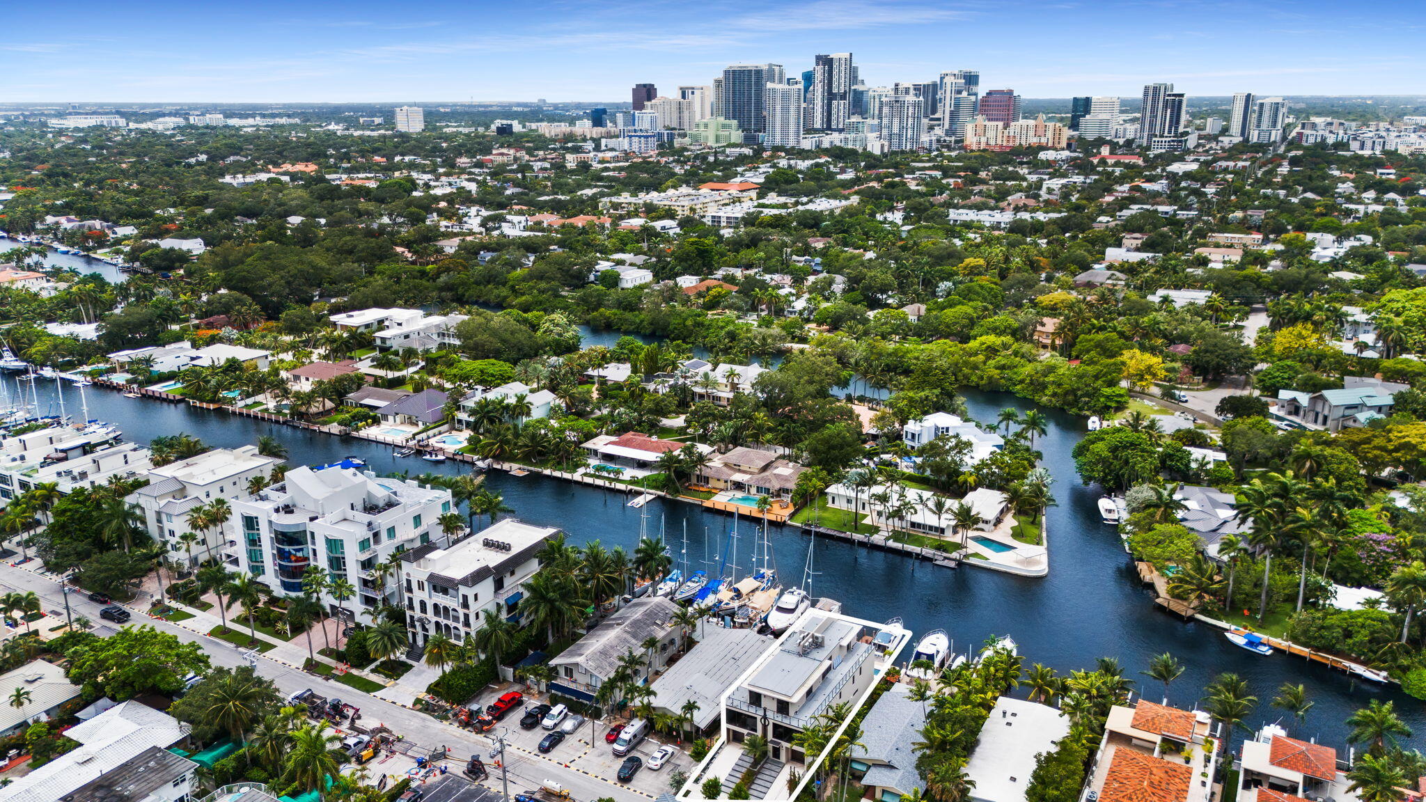 VICTORIA ISLES - Residential