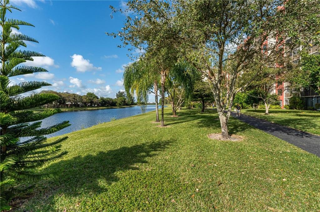 Cypress Bend - Residential